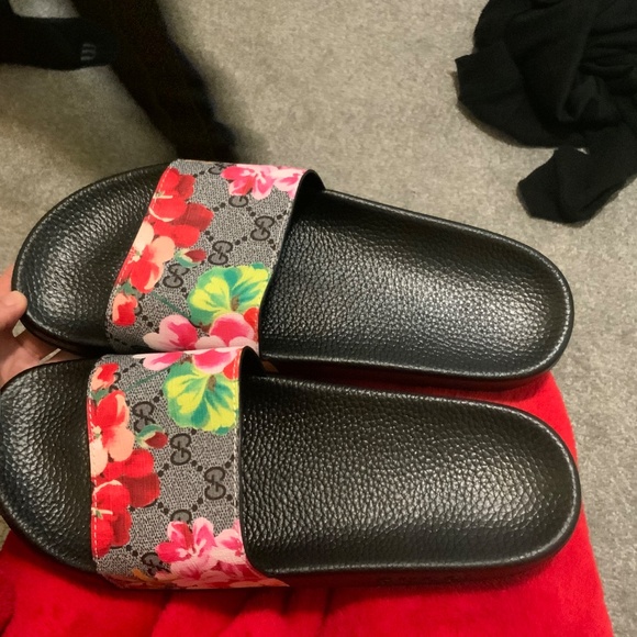 Gucci GG Blooms Slides - Picture 2 of 4